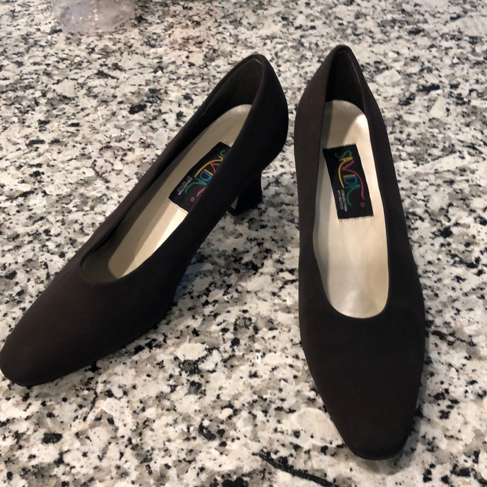 Savida comfort black pumps size 8
